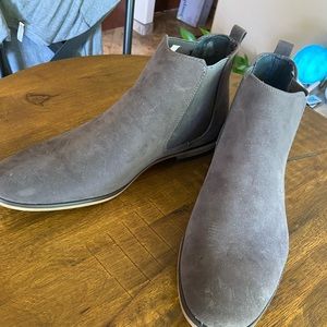 Chelsea Boots